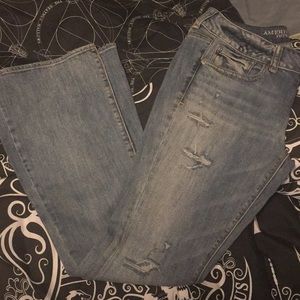 American Eagle NWT Artist Flare Jeans